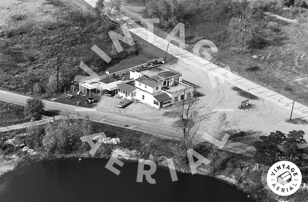 The Country Kitchen - 1967 Aerial (newer photo)
